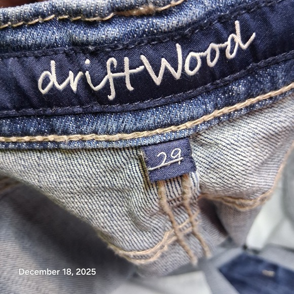 Driftwood Rose Embroidered Denim Blue Ankle Jeans Womens Size 29 - Picture 10 of 16
